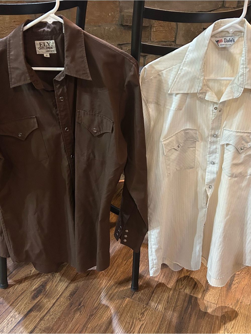 Bundle of 2 Dales men medium 90’s snap cowboy shirts